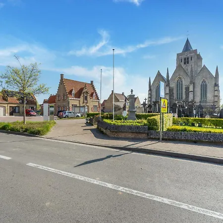 Beautiful Farmhouse In Beveren Aan Den Ijzer With Terrace *